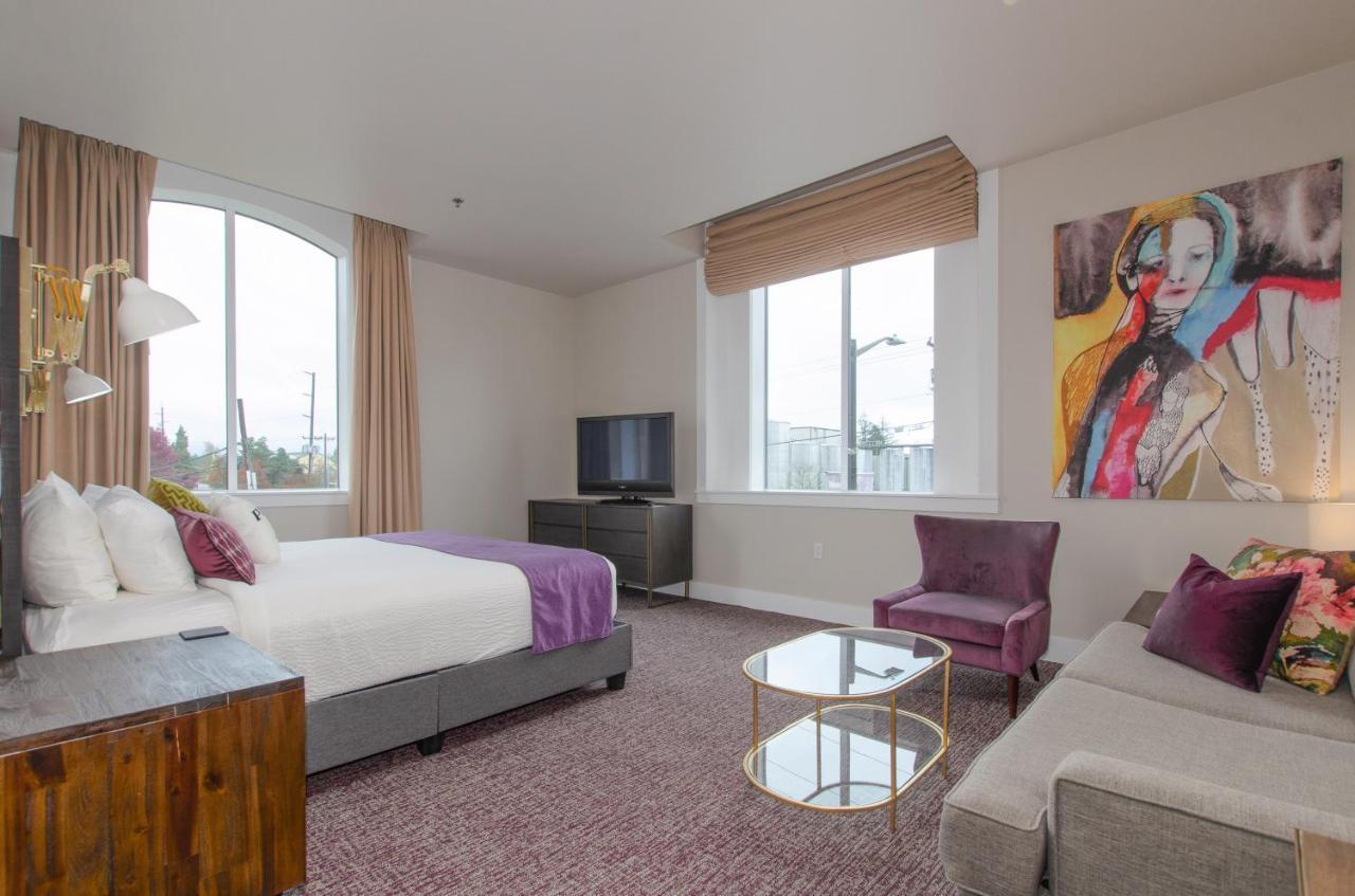 The Dundee - A Trace Hotel Экстерьер фото