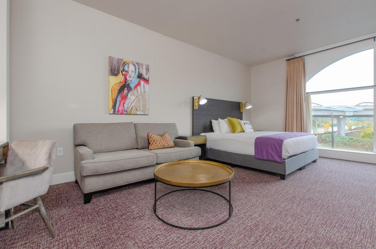 The Dundee - A Trace Hotel Экстерьер фото